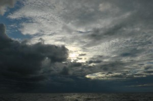 Gewitter auf See zieht auf